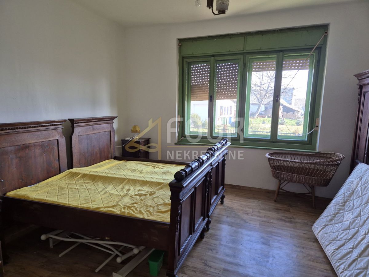 Hiša Zmajevac, Kneževi Vinogradi, 120m2