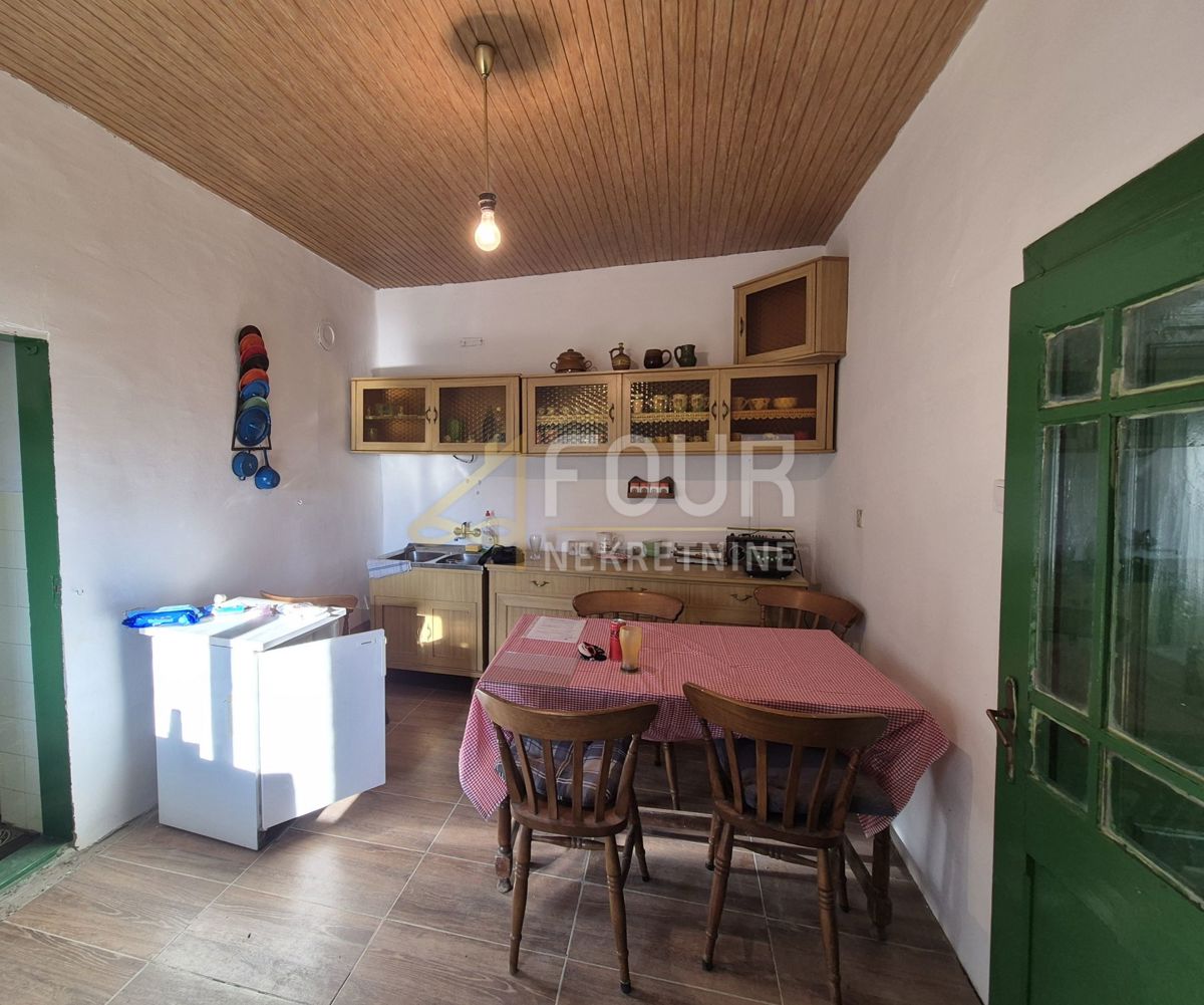 Hiša Zmajevac, Kneževi Vinogradi, 120m2