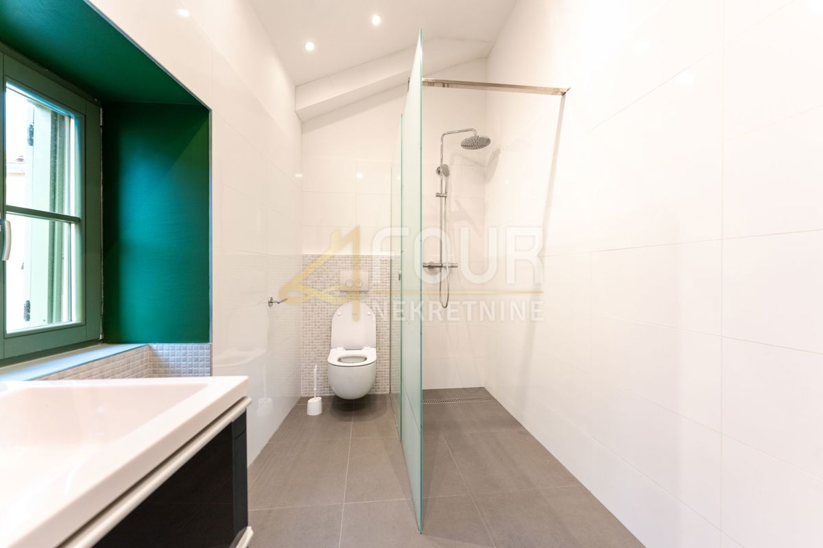 Stanovanje Opatija - Centar, Opatija, 185m2