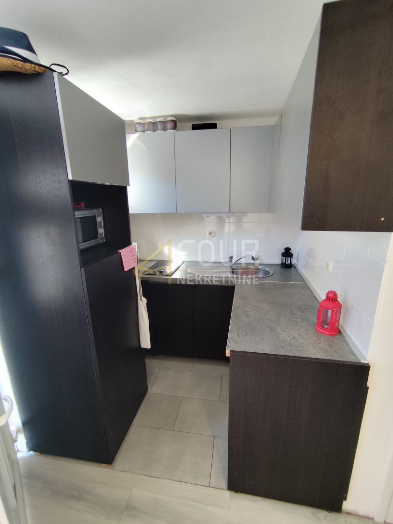 Hiša Seline, Starigrad, 175m2