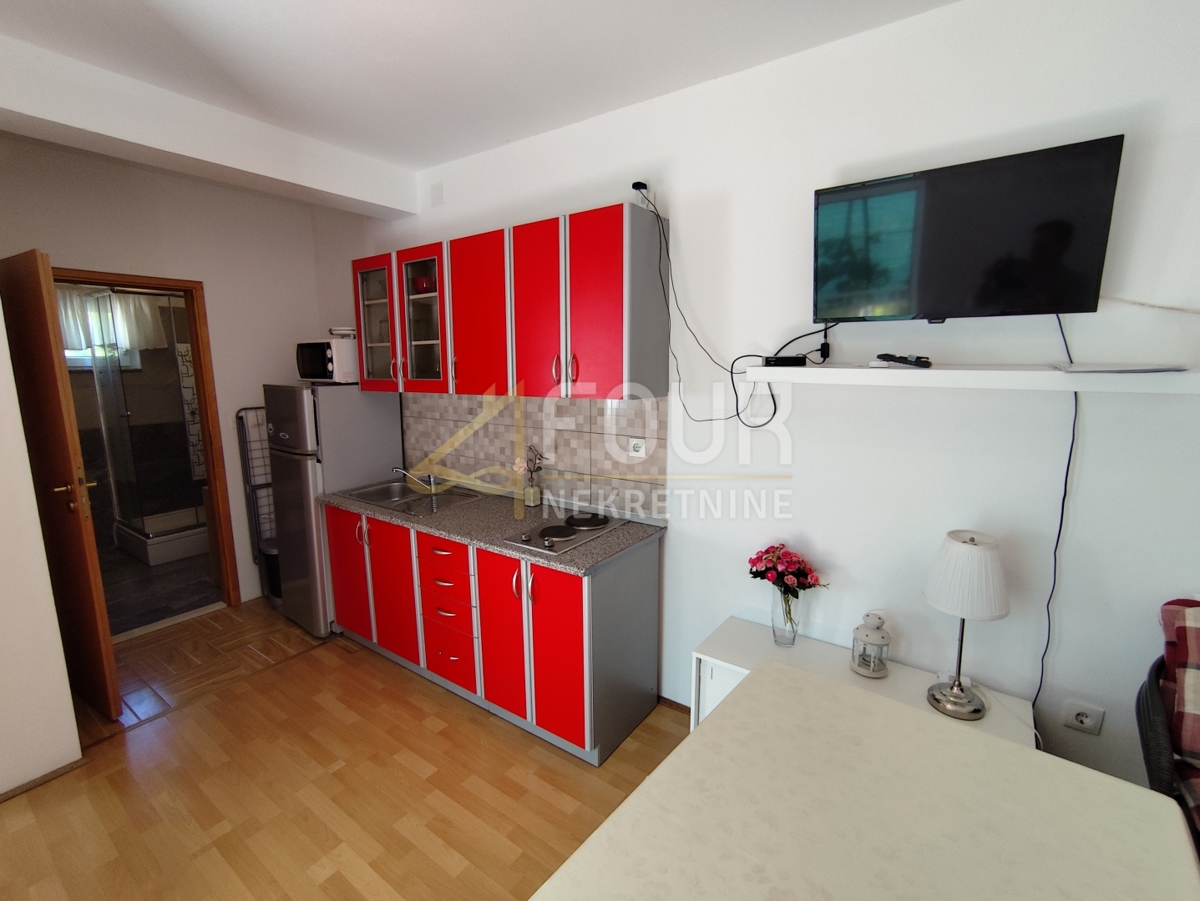 Hiša Seline, Starigrad, 175m2