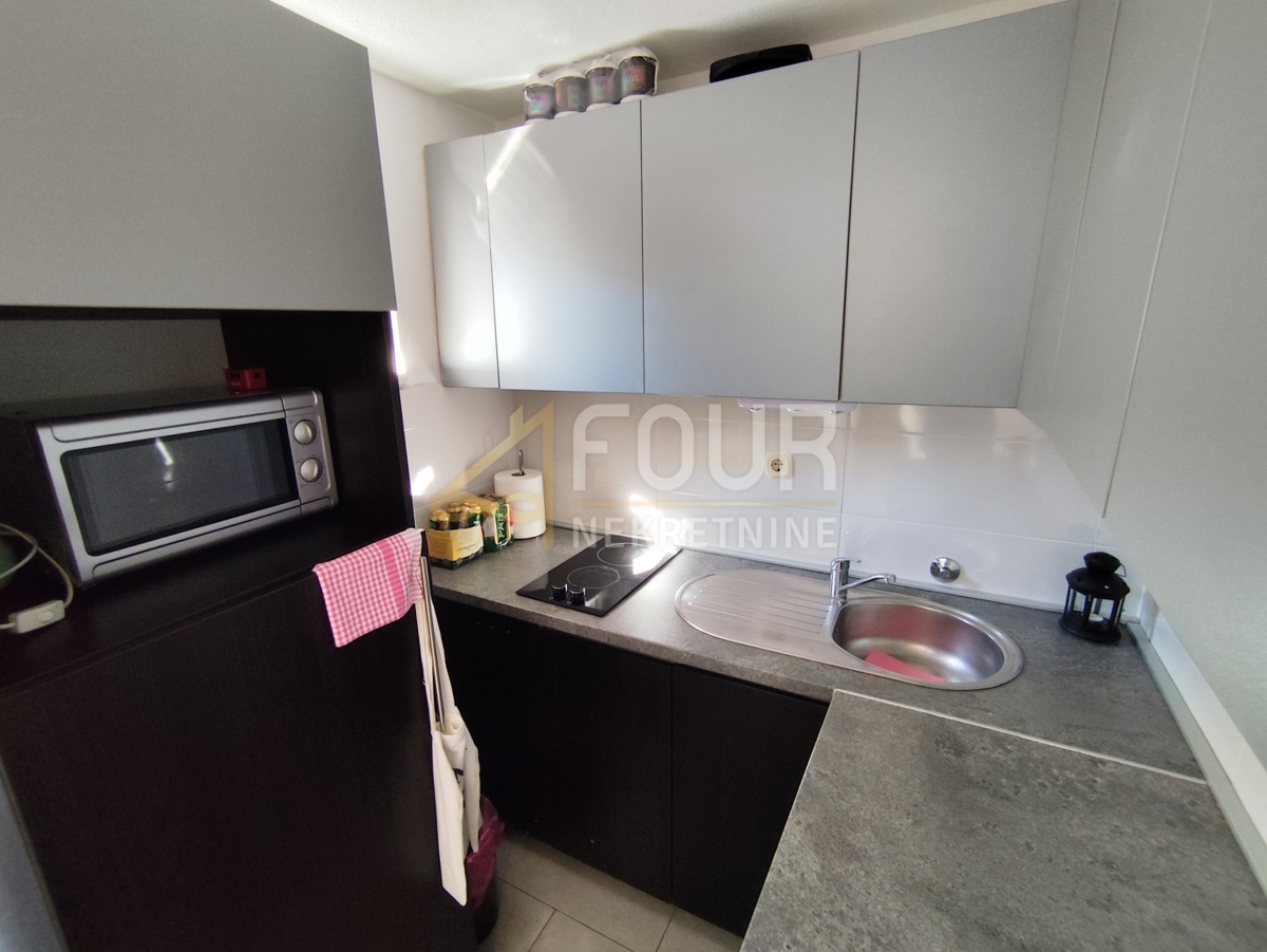 Hiša Seline, Starigrad, 175m2