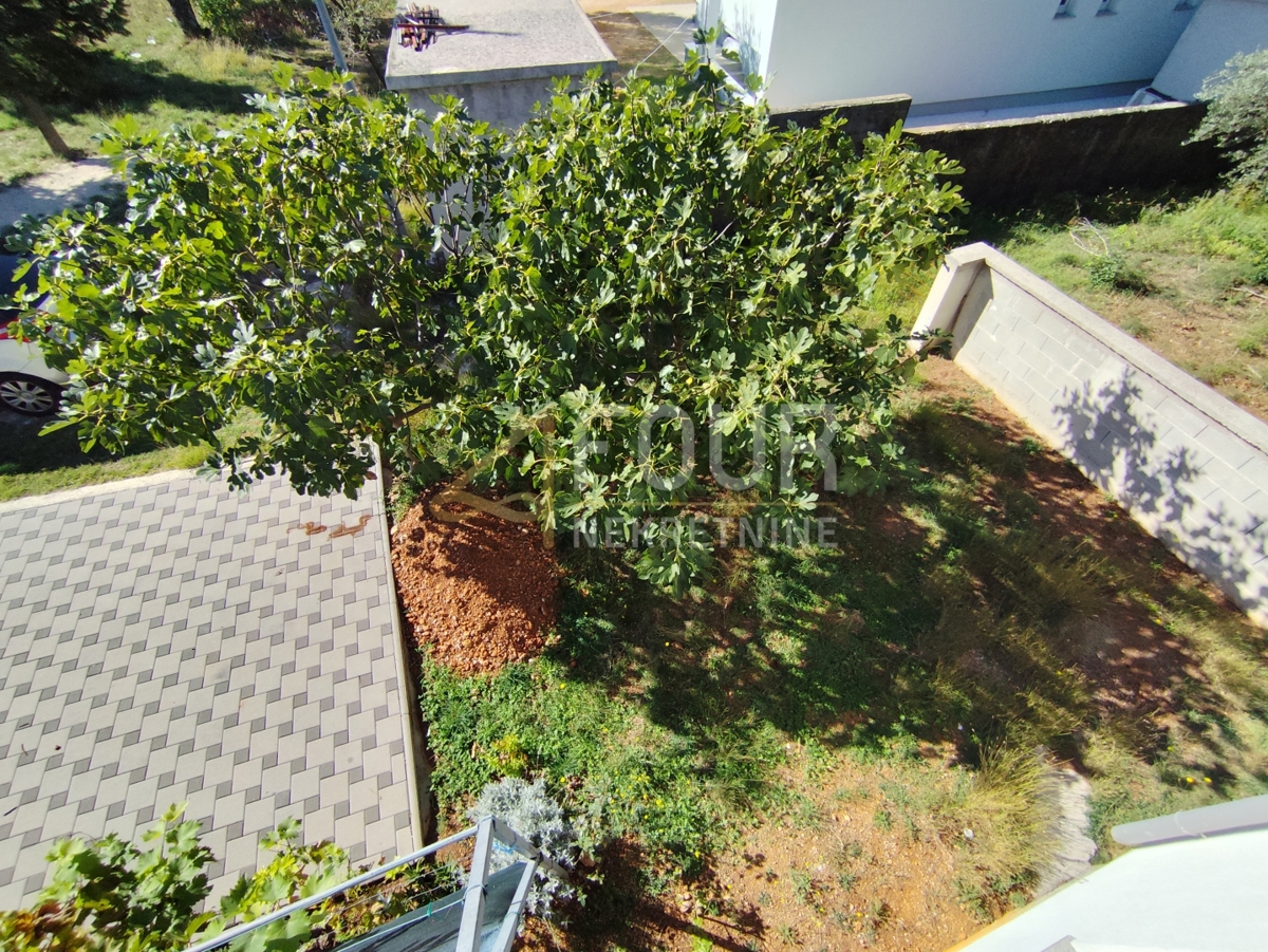 Hiša Seline, Starigrad, 175m2