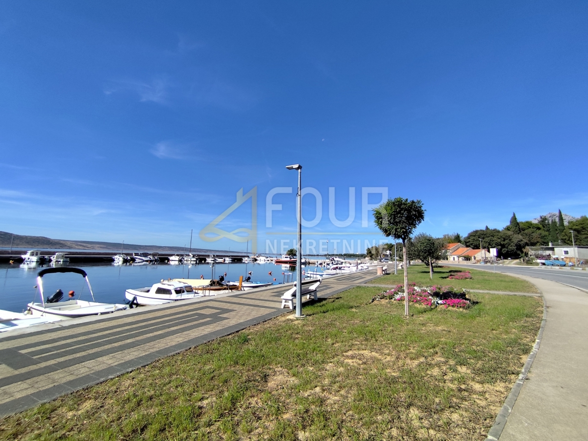 Hiša Seline, Starigrad, 175m2