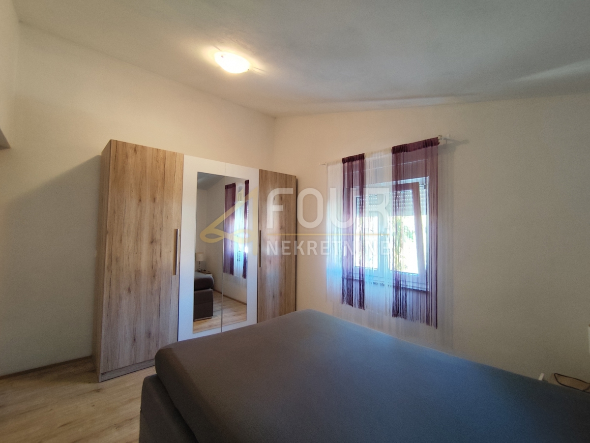 Hiša Seline, Starigrad, 175m2