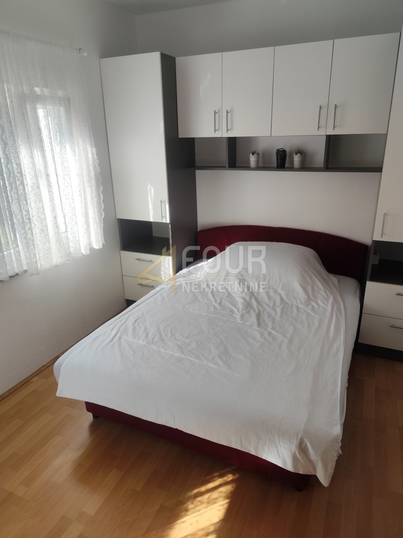 Hiša Seline, Starigrad, 175m2