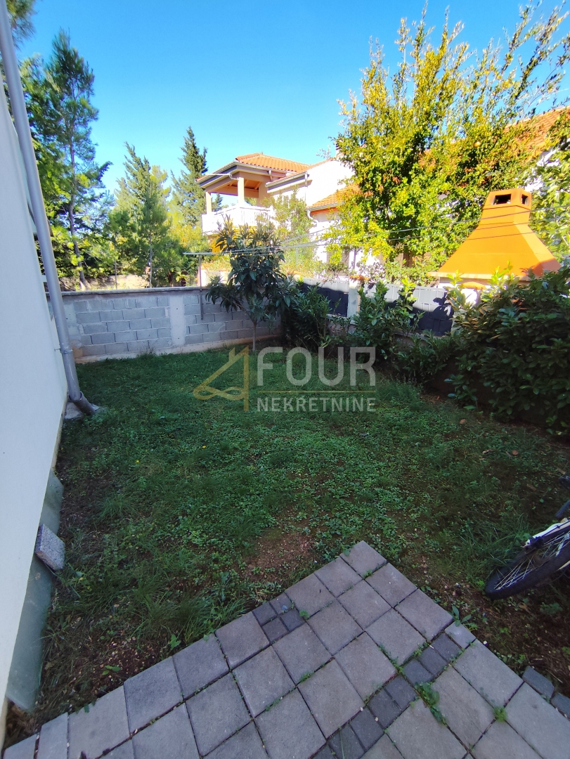 Hiša Seline, Starigrad, 175m2