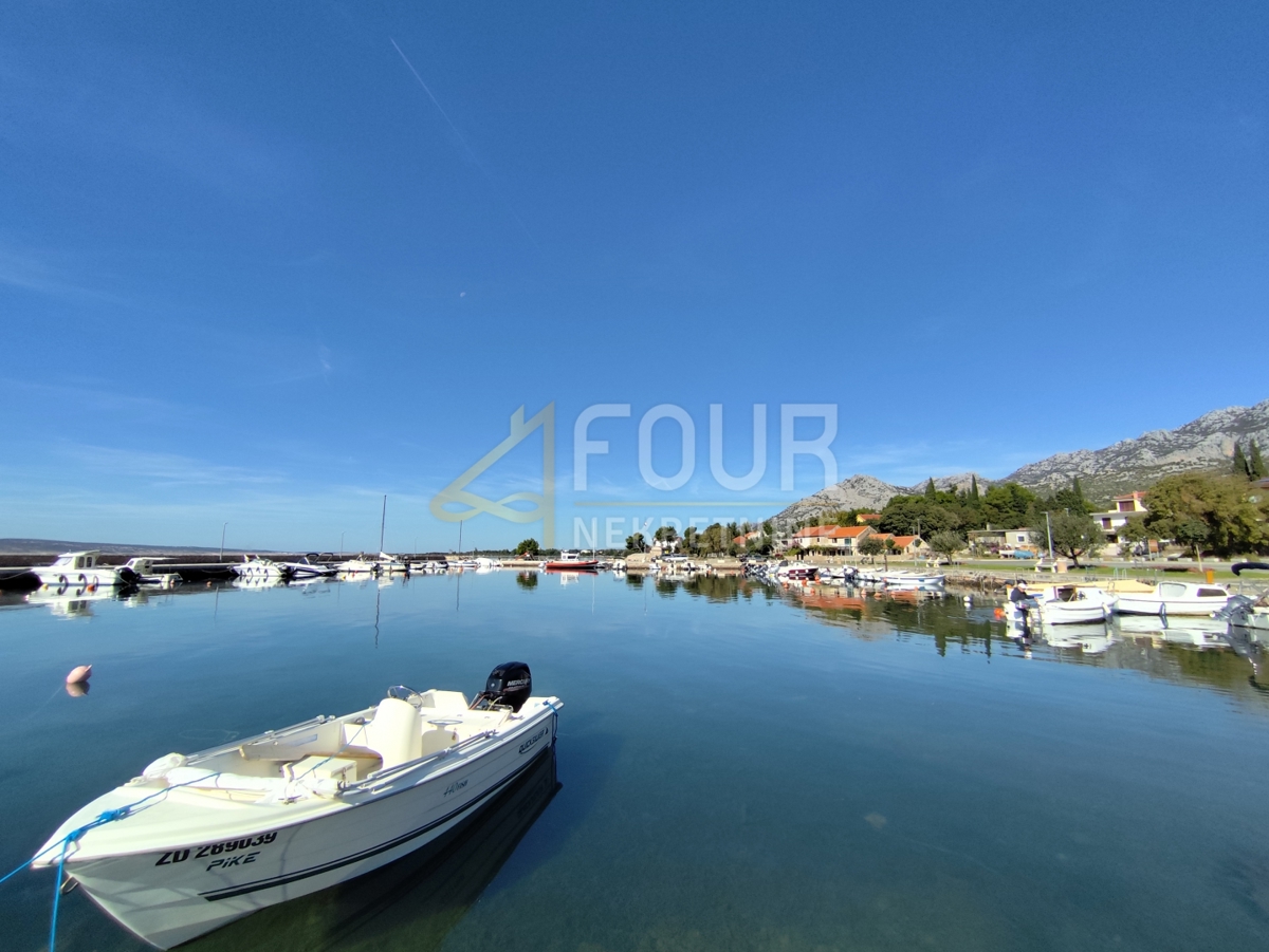 Hiša Seline, Starigrad, 175m2