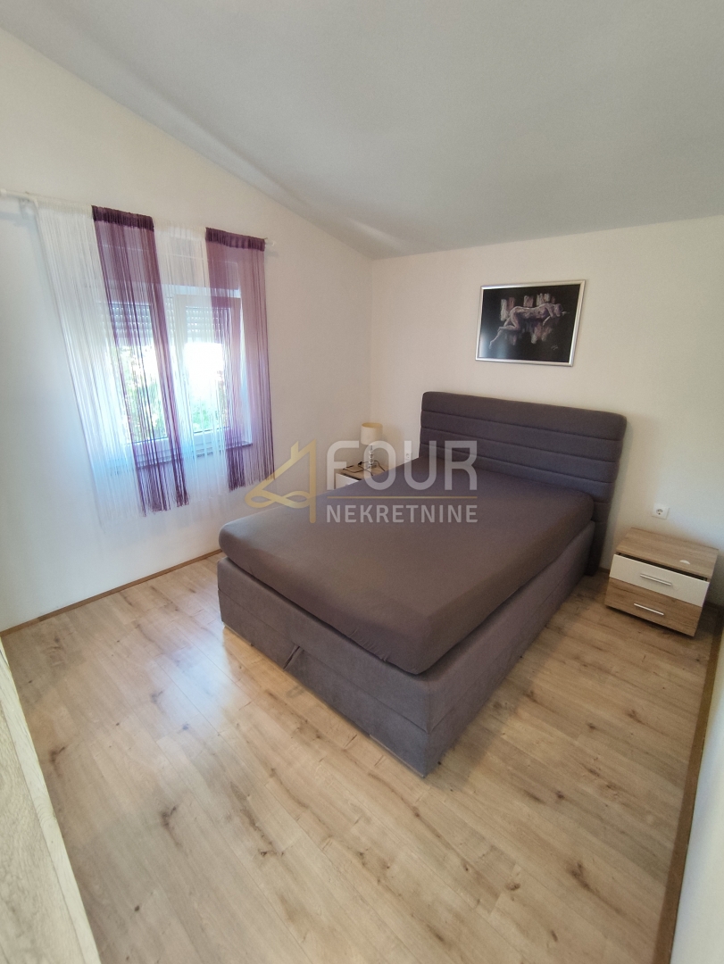 Hiša Seline, Starigrad, 175m2