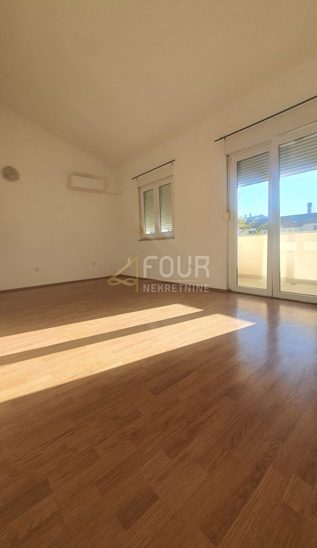 Stanovanje, Pula, 65,36m2