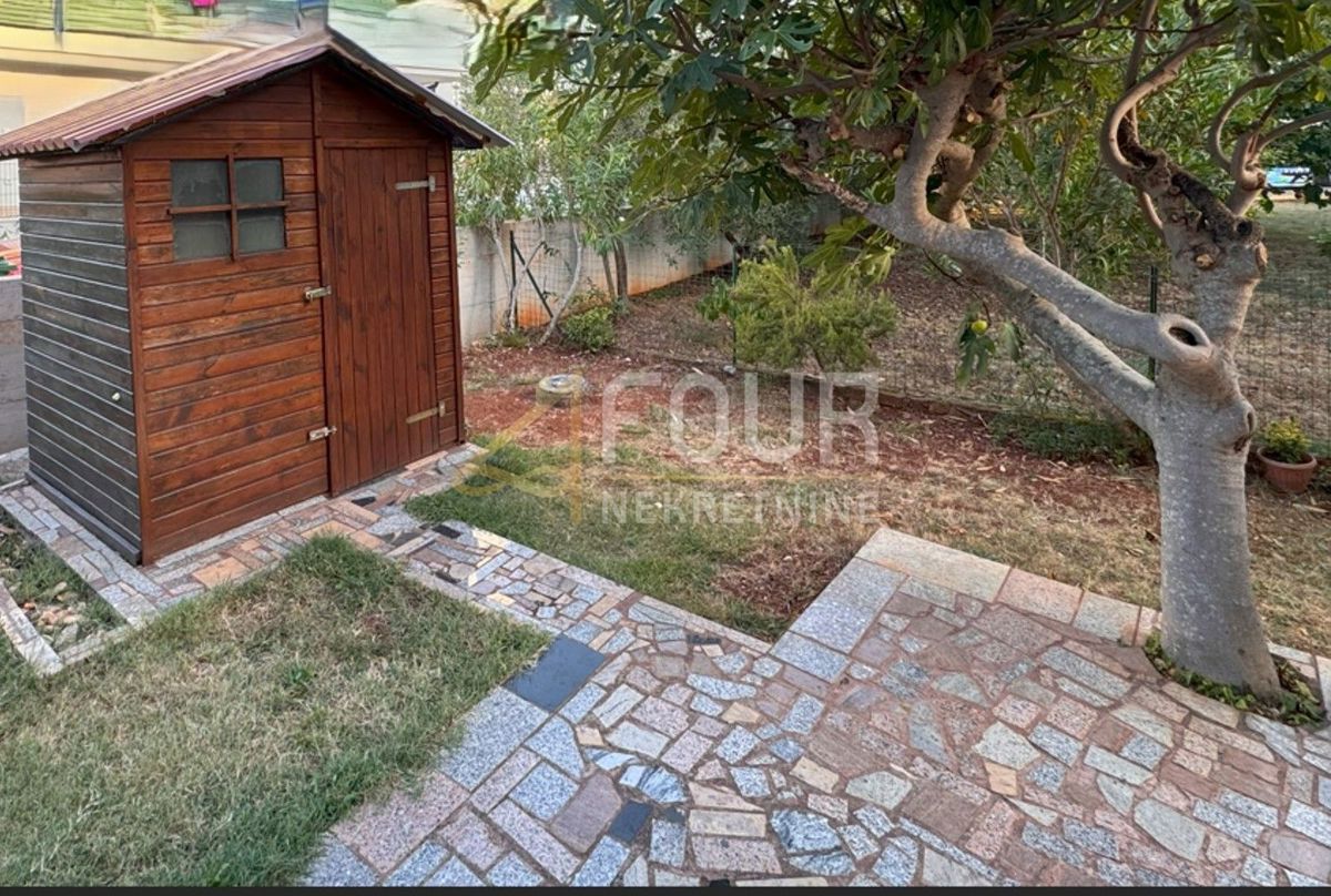 Stanovanje Novigrad, 44,01m2