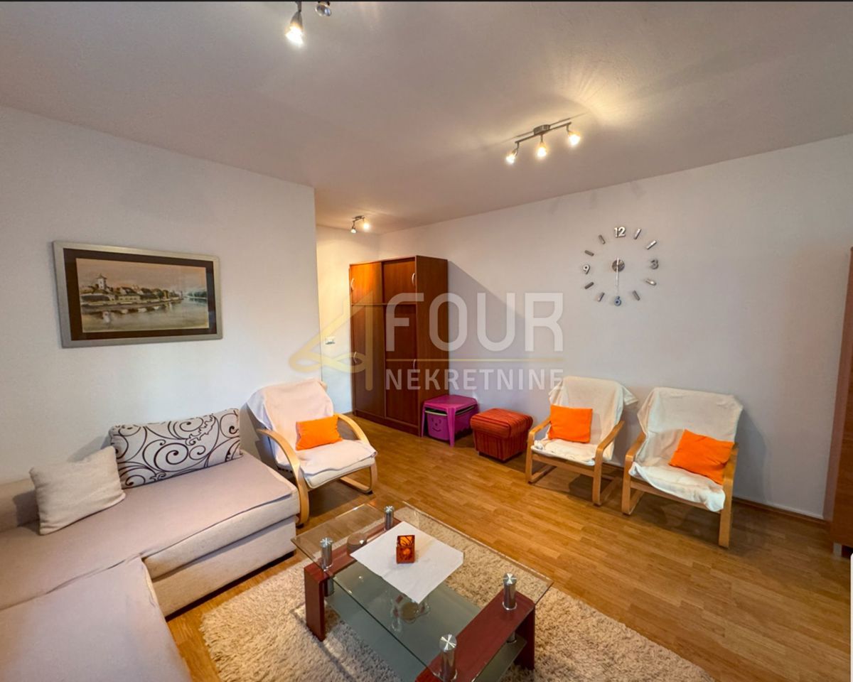 Stanovanje Novigrad, 44,01m2