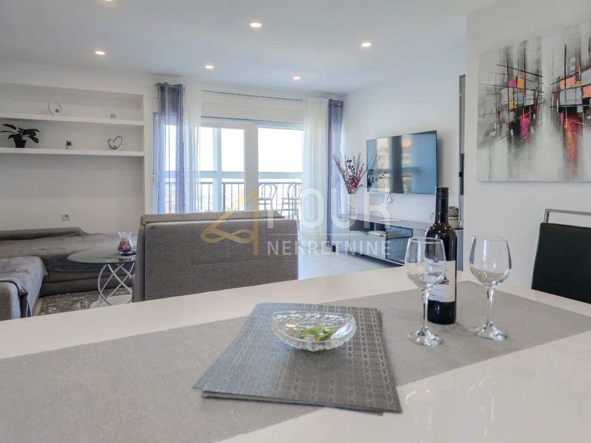 Rijeka, Belveder, adaptirano stanovanje, 56,20 m2, 1s+db, pogled na morje