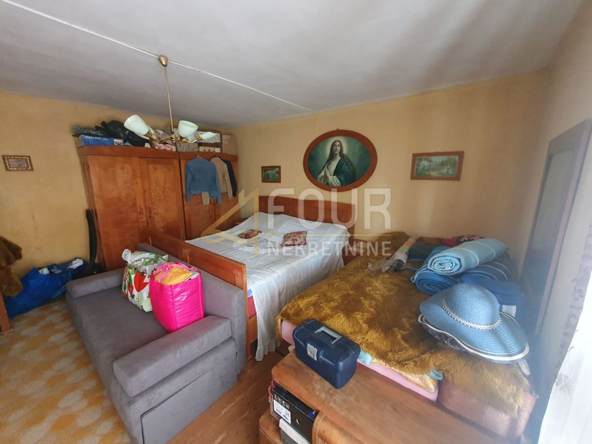 Hiša Fužine, 200m2