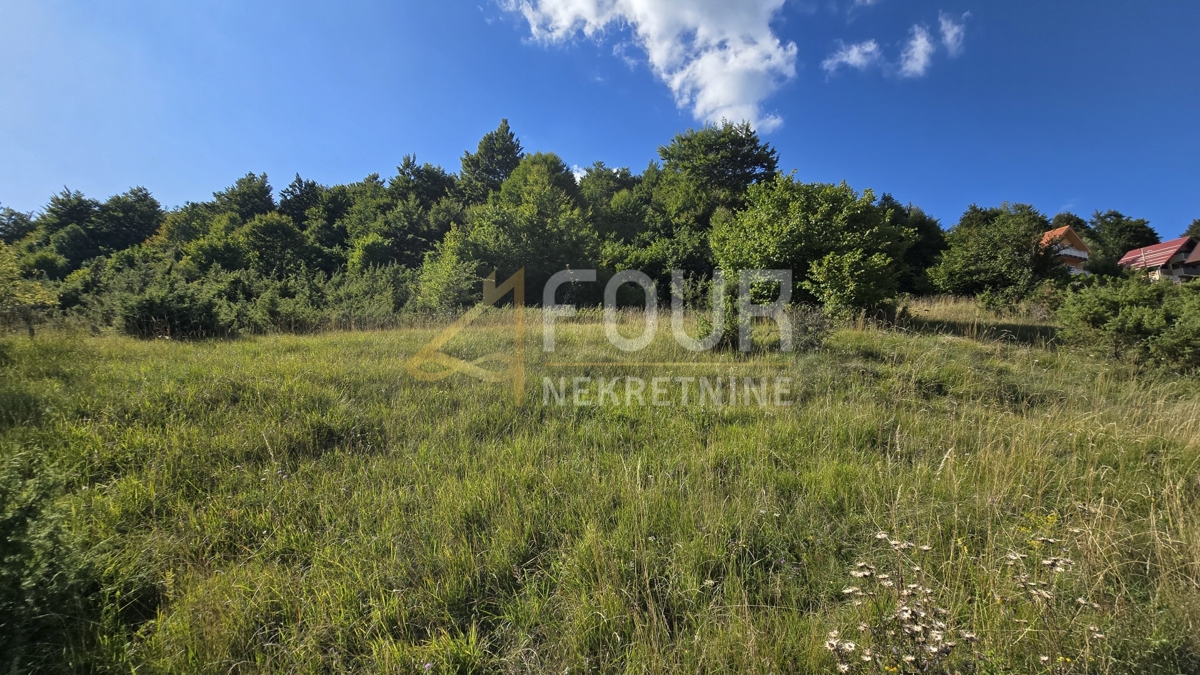 Zemljišče Mrkopalj, 8.430m2