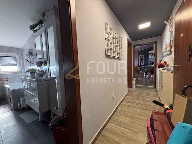 Stanovanje Novi Vinodolski, 66m2