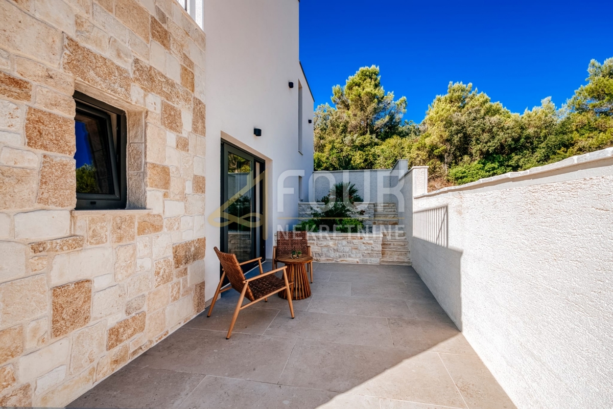 Hiša Mali Iž, Zadar - Okolica, 294m2