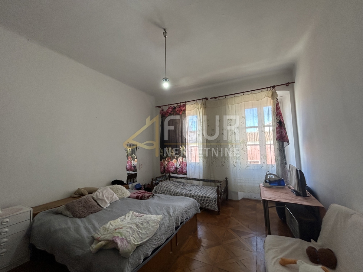 Stanovanje Centar, Pula, 114,50m2