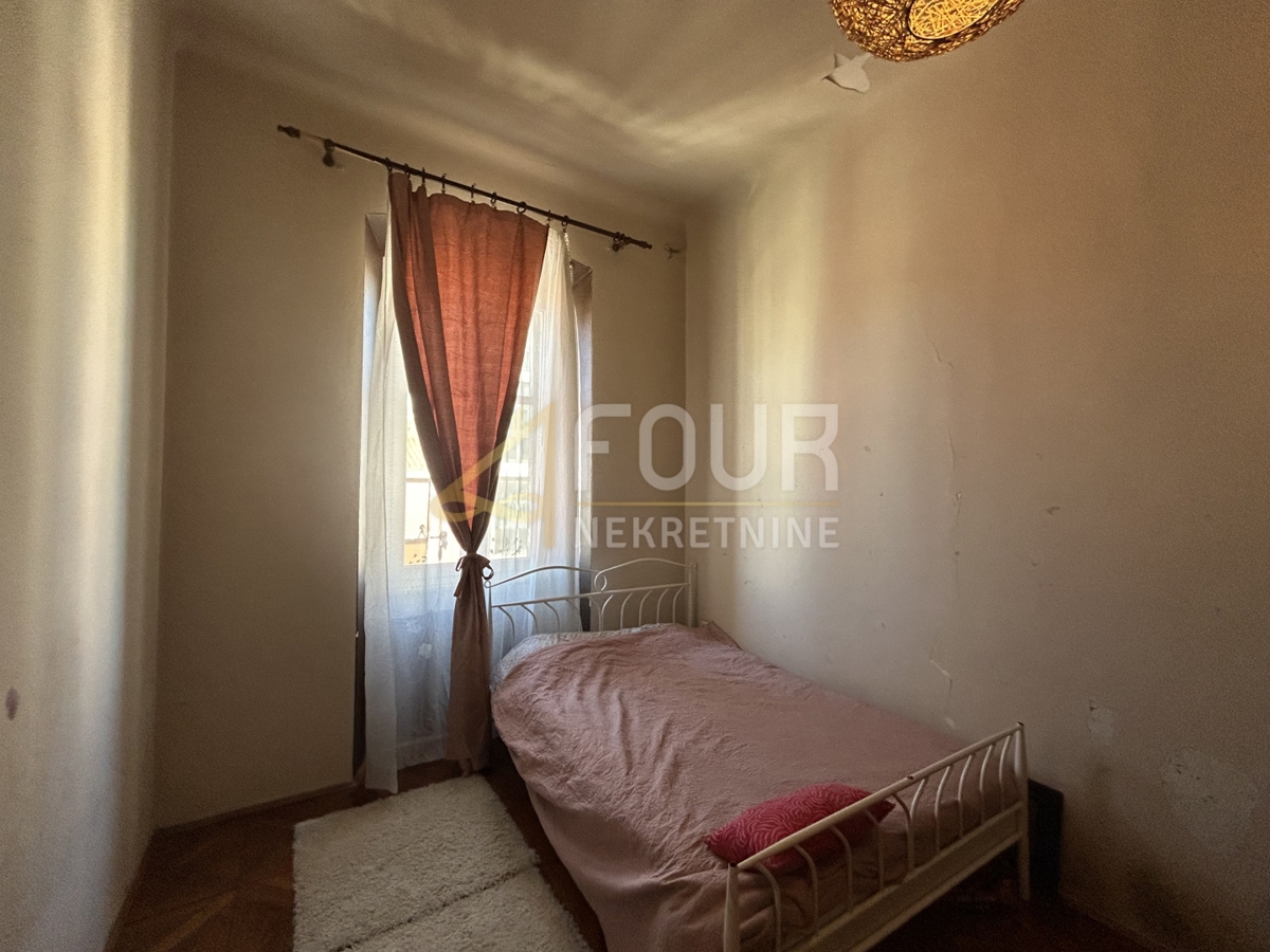 Stanovanje Centar, Pula, 114,50m2