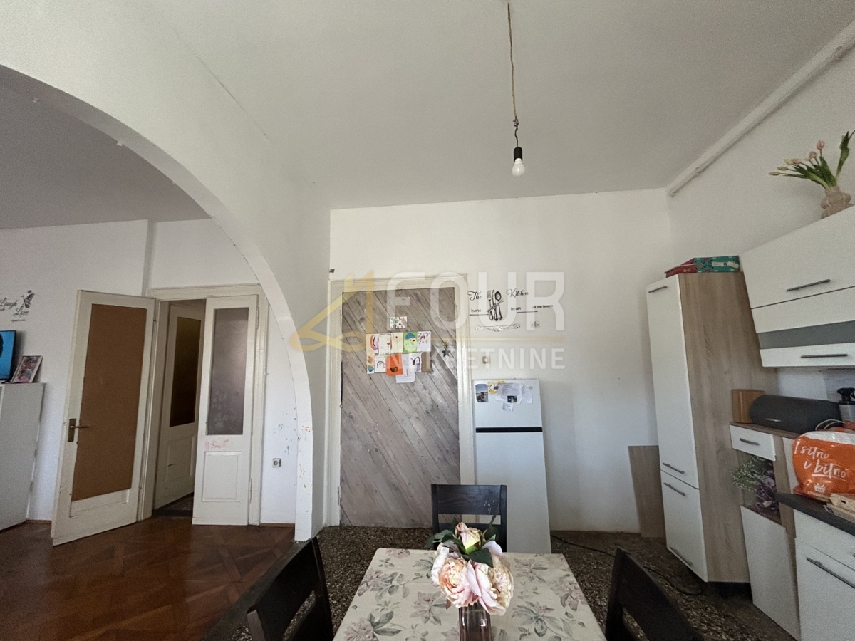 Stanovanje Centar, Pula, 114,50m2