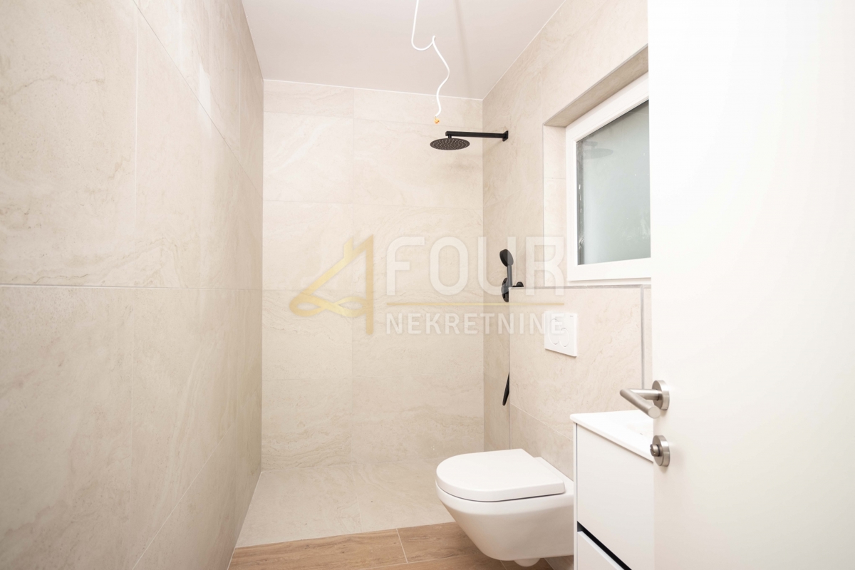 Hiša Ičići, Opatija - Okolica, 267,73m2