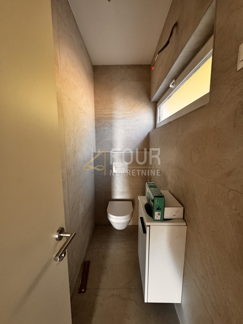 Hiša Ičići, Opatija - Okolica, 267,73m2