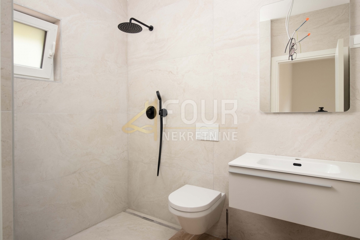 Hiša Ičići, Opatija - Okolica, 267,73m2