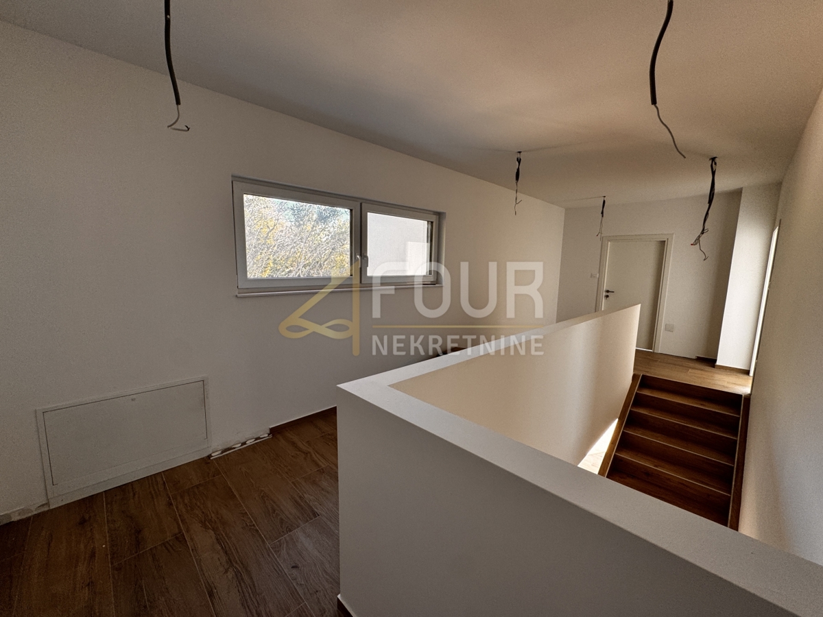 Hiša Ičići, Opatija - Okolica, 267,73m2