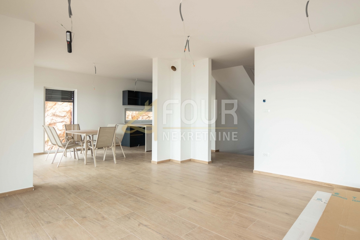 Hiša Ičići, Opatija - Okolica, 267,73m2