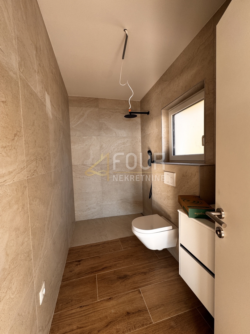 Hiša Ičići, Opatija - Okolica, 267,73m2