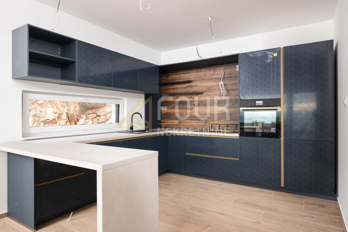 Hiša Ičići, Opatija - Okolica, 267,73m2