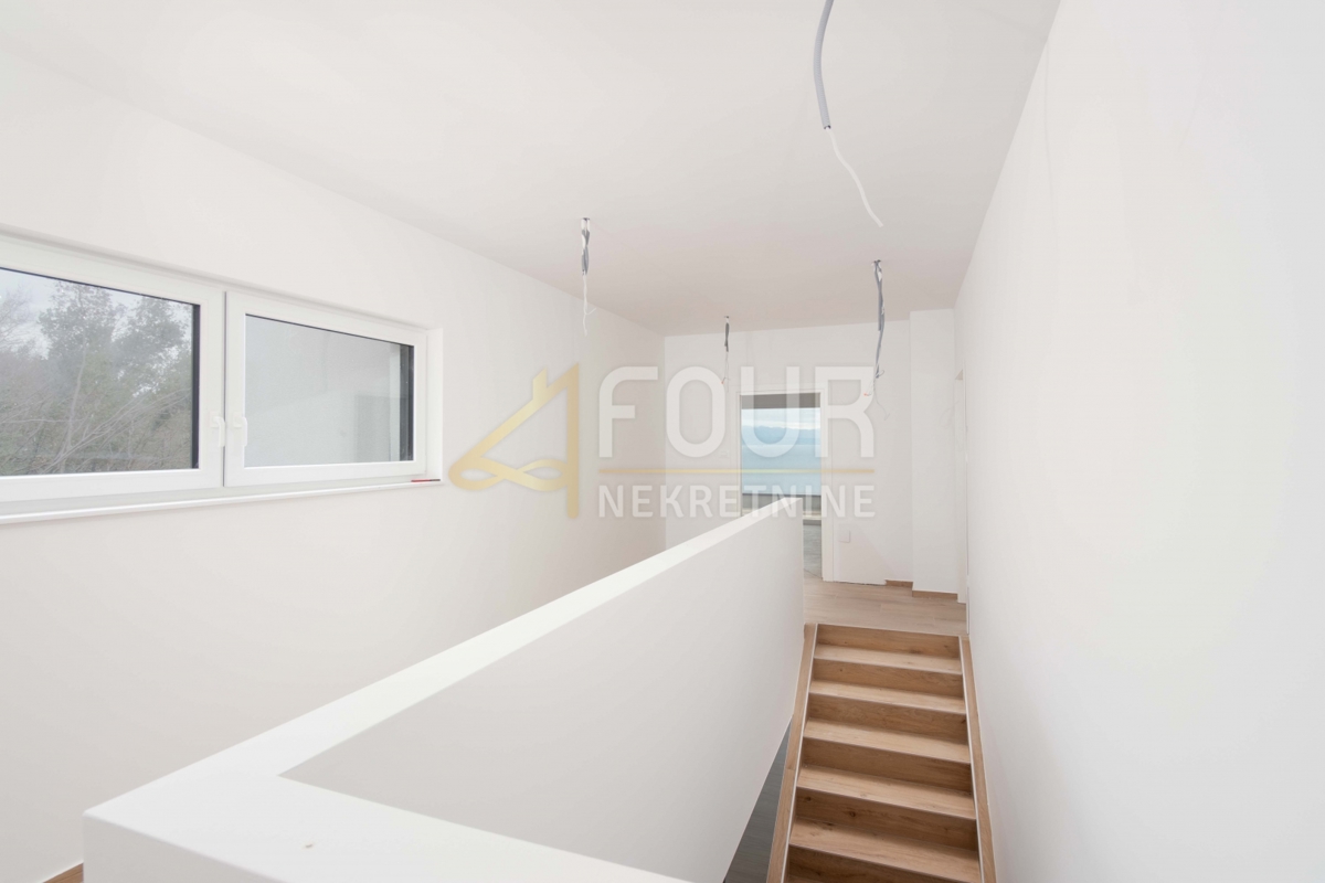 Hiša Ičići, Opatija - Okolica, 267,73m2