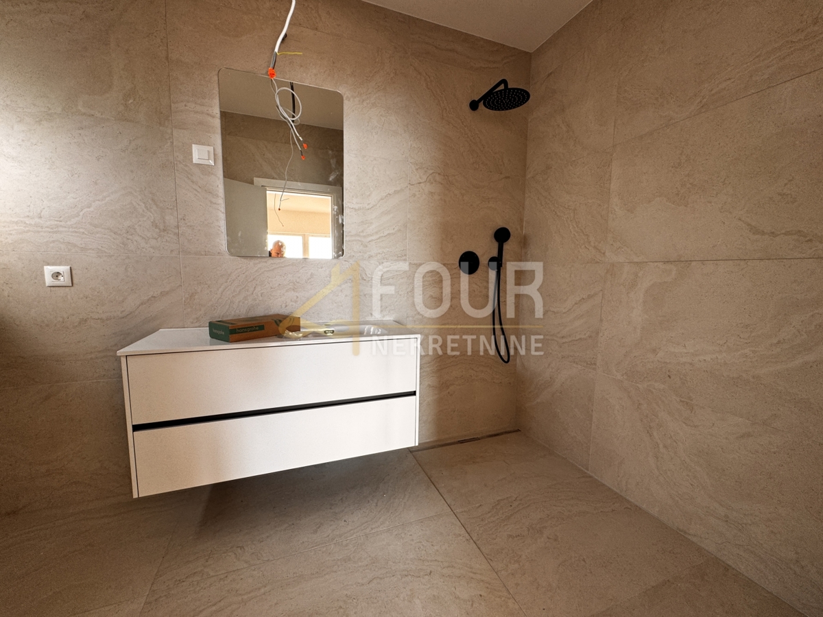 Hiša Ičići, Opatija - Okolica, 267,73m2