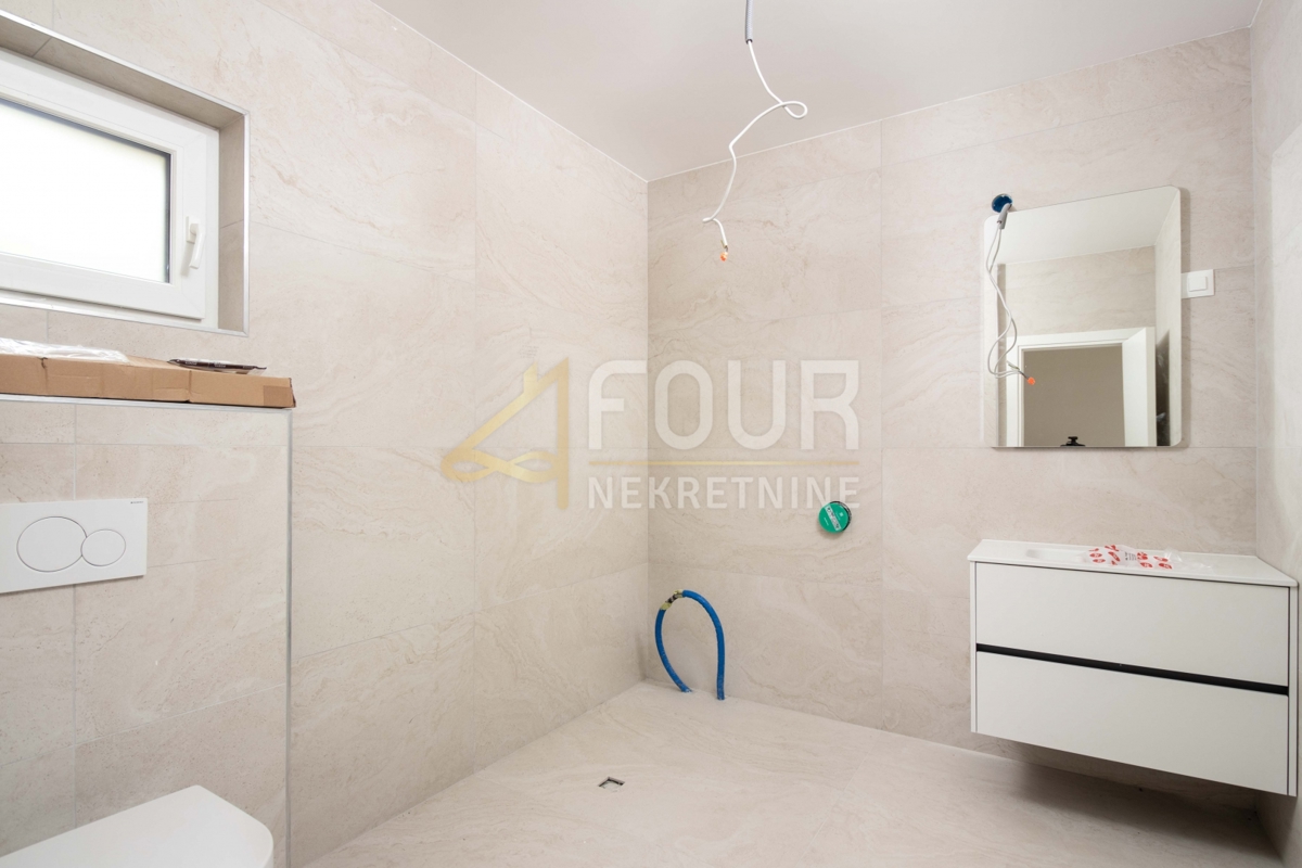 Hiša Ičići, Opatija - Okolica, 267,73m2