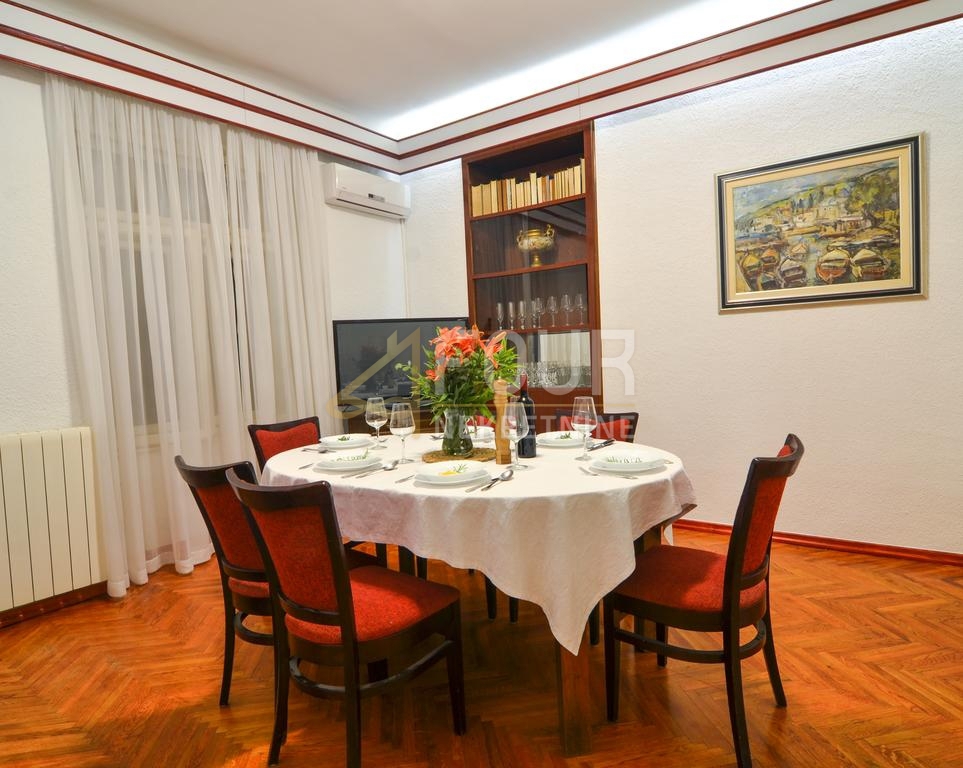 Stanovanje Opatija - Centar, Opatija, 205,46m2