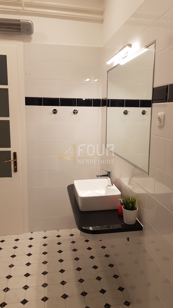 Stanovanje Opatija - Centar, Opatija, 205,46m2