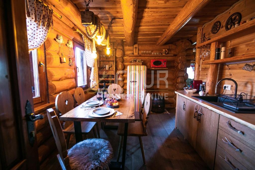 Gorski kotar, Ravna Gora – okolica, luksuzno posestvo