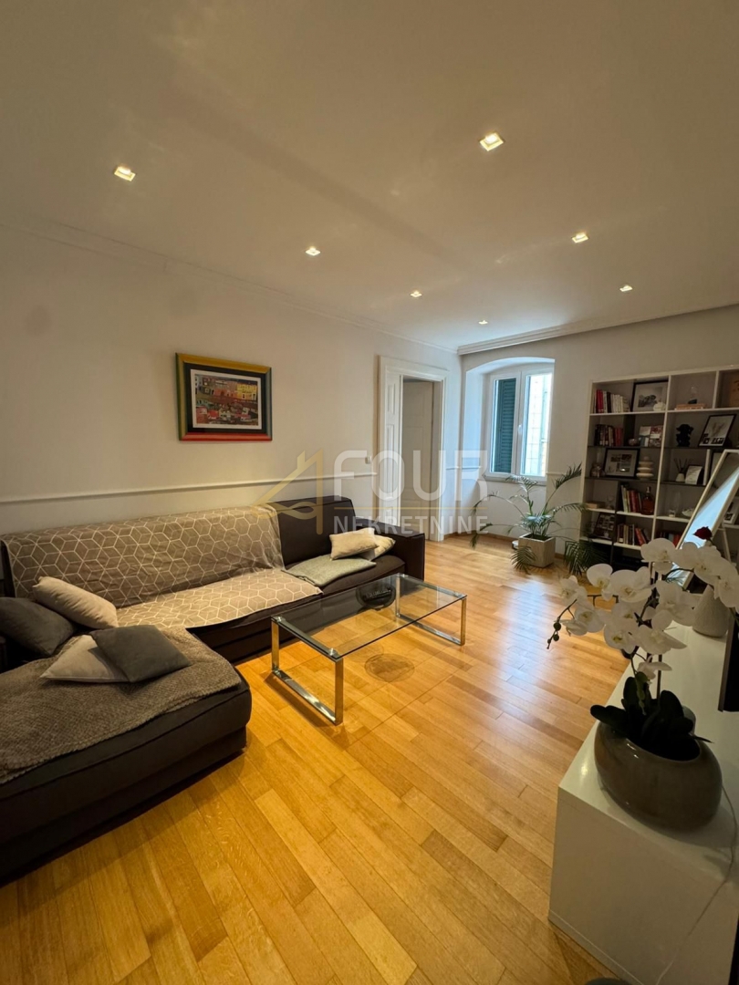 Stanovanje Centar, Rijeka, 77,64m2