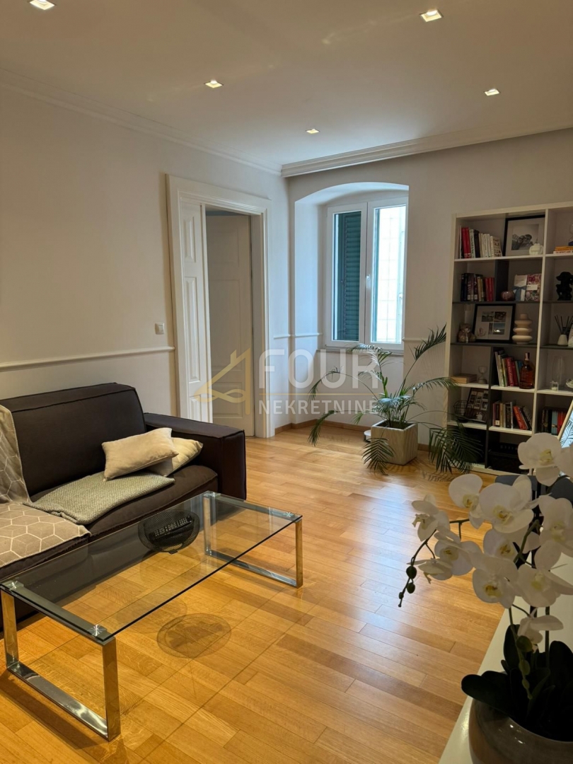 Stanovanje Centar, Rijeka, 77,64m2