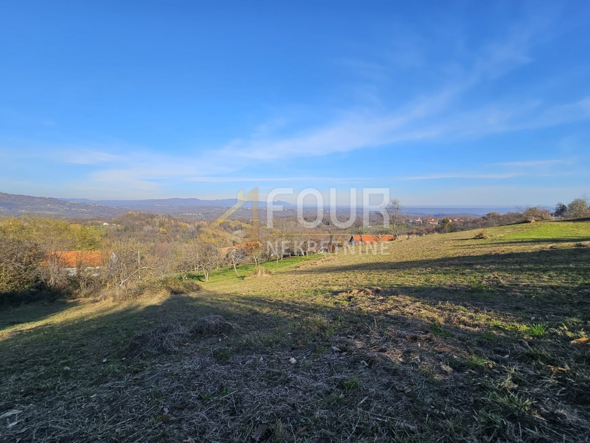 Zemljišče Ozalj, 1.108m2