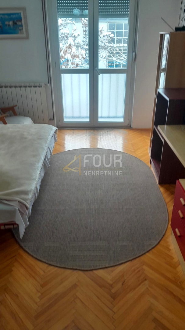 Zagreb, Peščenica - Žitnjak, 2 spalnici, balkon