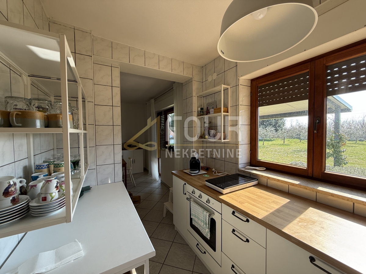 Istra, Marčana - okolica, samostojna hiša s velikim dvoriščem