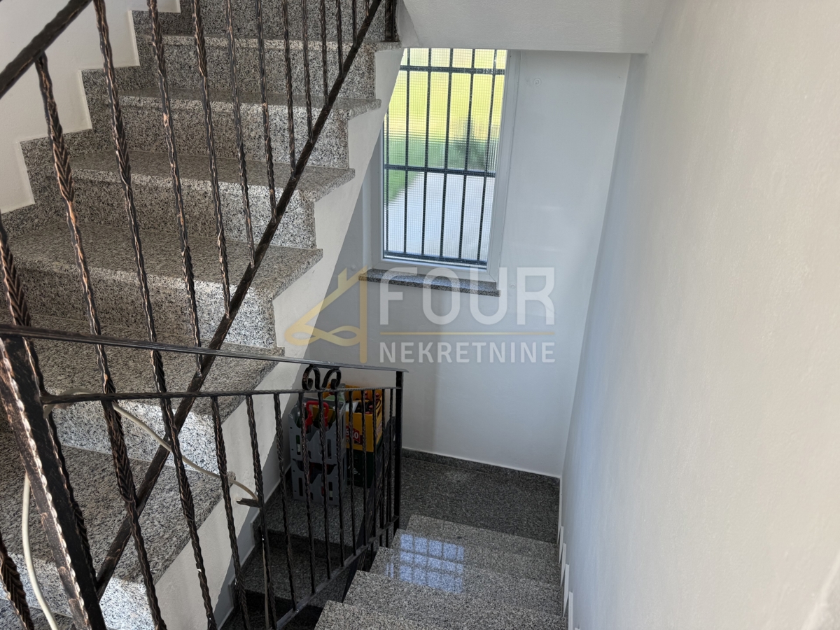 Istra, Marčana - okolica, samostojna hiša s velikim dvoriščem