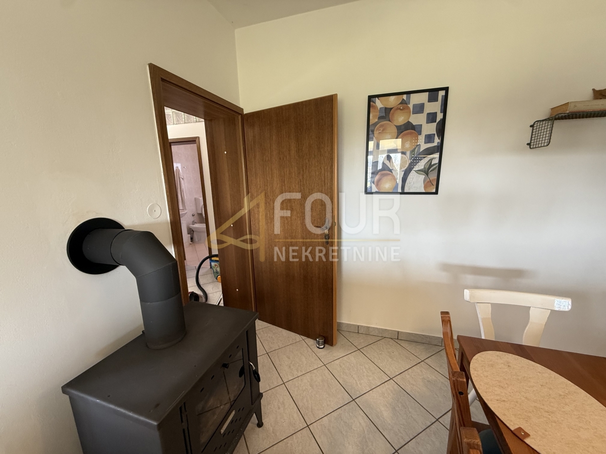 Istra, Marčana - okolica, samostojna hiša s velikim dvoriščem