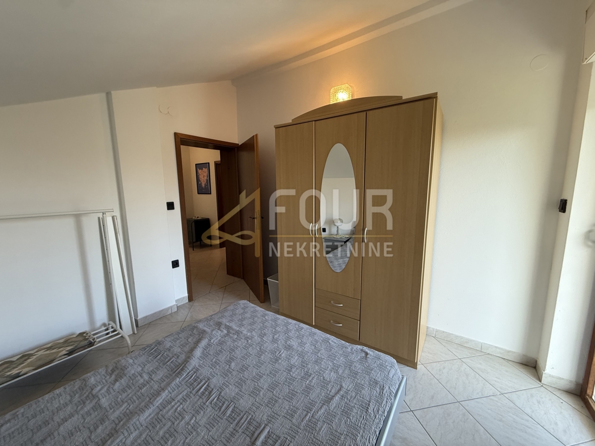 Istra, Marčana - okolica, samostojna hiša s velikim dvoriščem