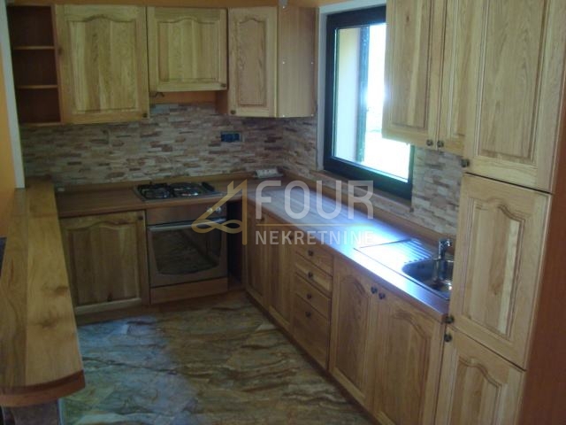 Gorski kotar, Gerovo, samostojna hiša, 88,27m2