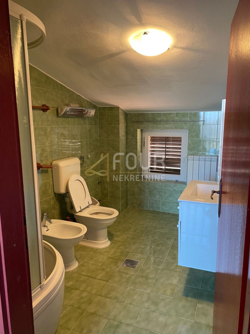 Istra, Poreč, Sveti Lovreč, hiša s bazenom