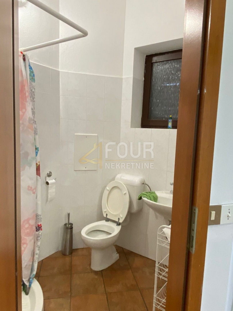 Istra, Poreč, Sveti Lovreč, hiša s bazenom