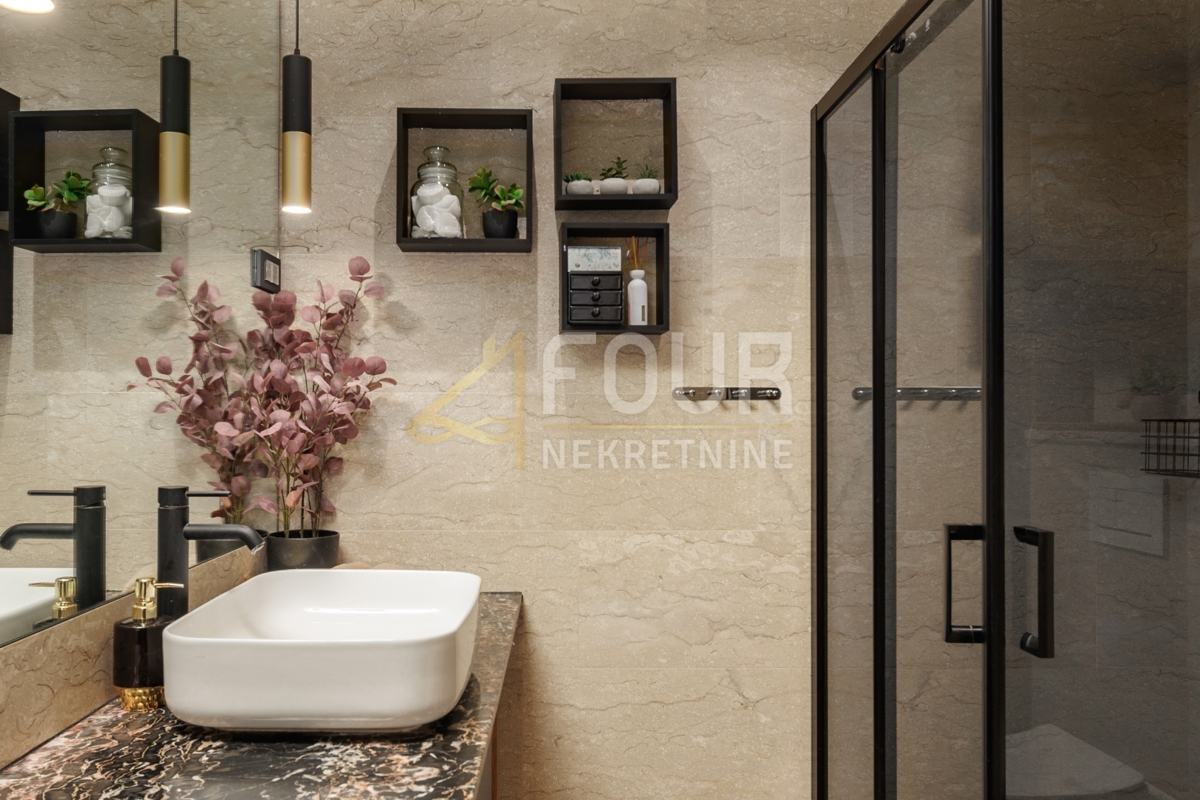 Stanovanje Volosko, Opatija, 294,64m2