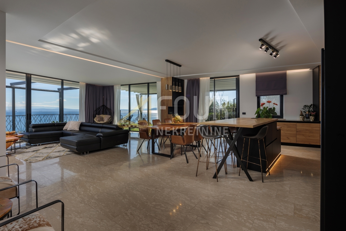 Stanovanje Volosko, Opatija, 294,64m2